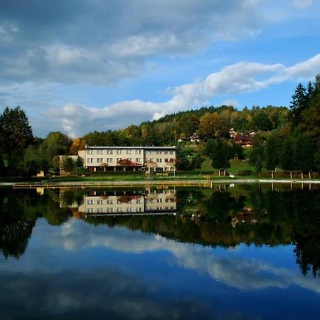 Vlci Dul Bludov Hotel Bludov  Buitenkant foto
