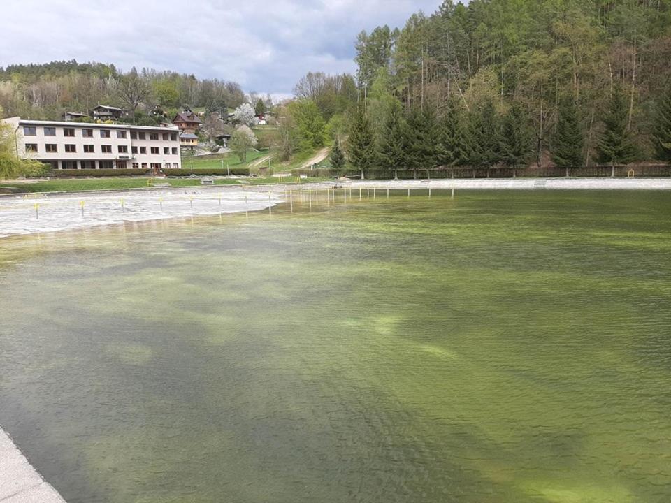 Vlci Dul Bludov Hotel Bludov  Buitenkant foto