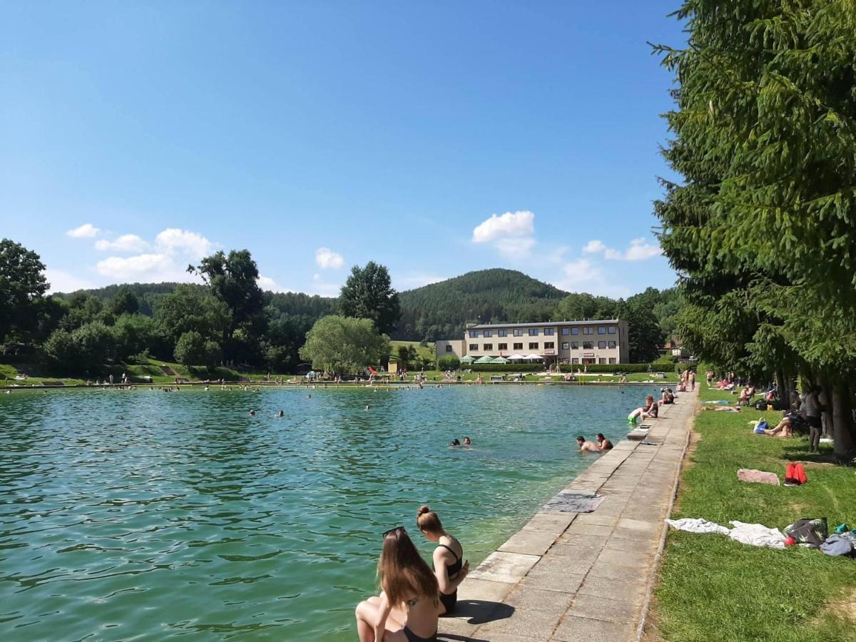 Vlci Dul Bludov Hotel Bludov  Buitenkant foto