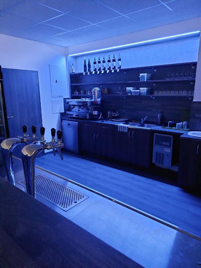 Vlci Dul Bludov Hotel Bludov  Buitenkant foto